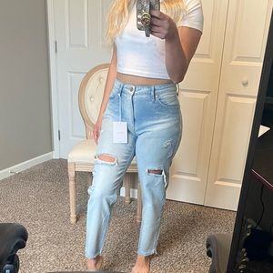 NWT Kancan distressed mom jeans